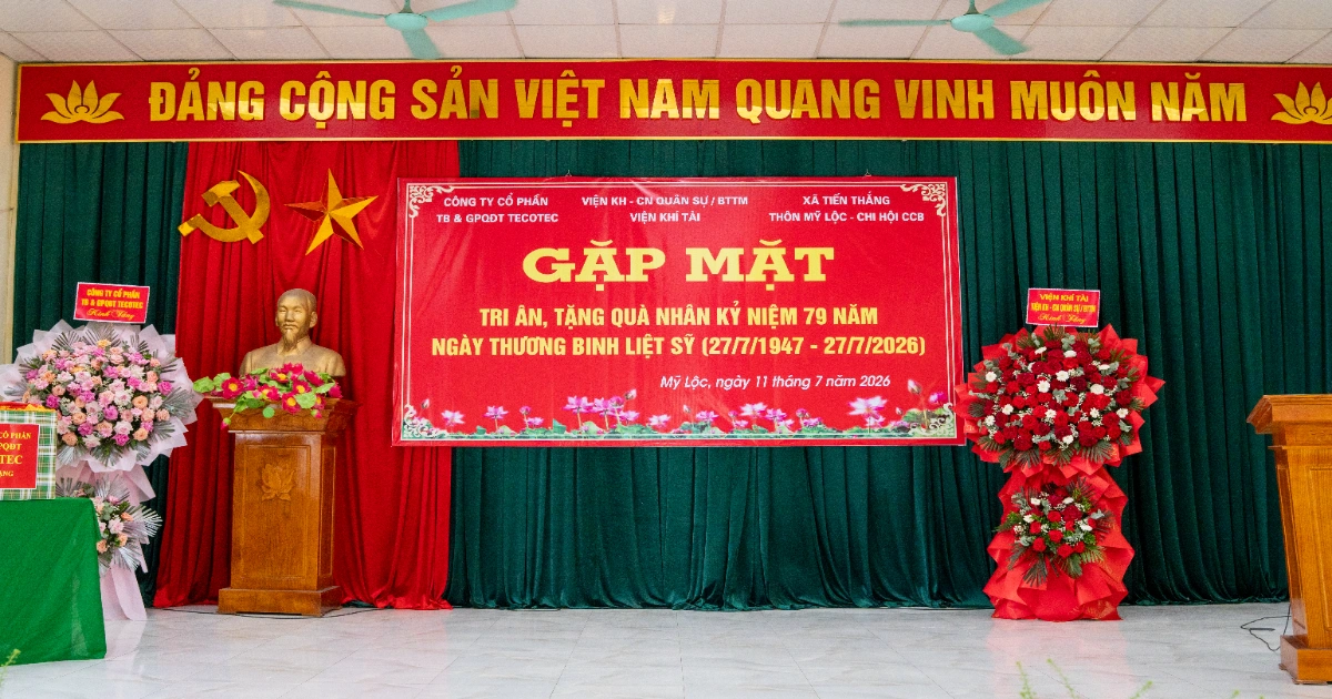 Công ty Cổ phần Thiết bị và Giải pháp Quang điện tử Tecotec cùng Viện Khí tài tri ân cựu chiến binh, gia đình liệt sĩ thôn Mỹ Lộc nhân 79 năm Ngày Thương binh Liệt sĩ 18 DSC09469