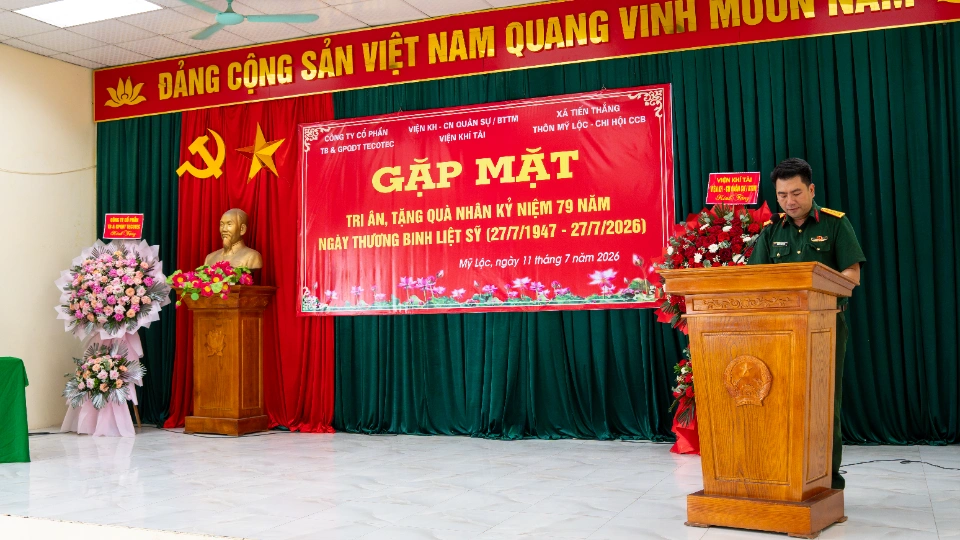Công ty Cổ phần Thiết bị và Giải pháp Quang điện tử Tecotec cùng Viện Khí tài tri ân cựu chiến binh, gia đình liệt sĩ thôn Mỹ Lộc nhân 79 năm Ngày Thương binh Liệt sĩ 21 Đại tá Nguyễn Xuân Trường, Bí thư Đảng ủy - Phó Viện trưởng Viện Khí tài phát biểu tại lễ gặp mặt tri ân thương binh liệt sĩ thôn Mỹ Lộc